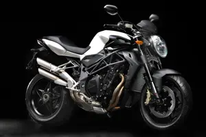 MV Agusta Brutale 920 Front 3-Quarter